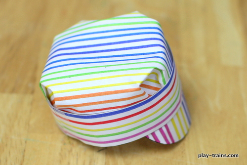 Paper Engineer's Hat Craft for Kids @ Play Trains!  A fun and easy-to-make engineer's hat that kids can help make for their favorite stuffed animals.