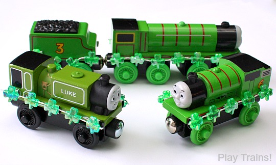 St. Patrick's Day Freight and Decorations for Wooden Trains from Play Trains!