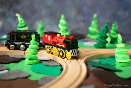 Train store set trees