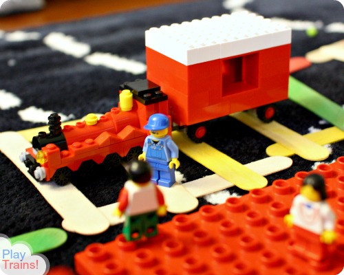 Lego Mini Hogwarts Express: the Perfect Train for New Lego Builders @ Play Trains! http://play-trains.com