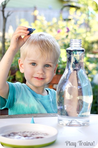 Floating Word Discovery Bottles @ Play Trains! http://play-trains.com/ Create a beautiful, relaxing bottle of swirling and floating words to inspire curiosity in young children and creativity in older kids to adults.