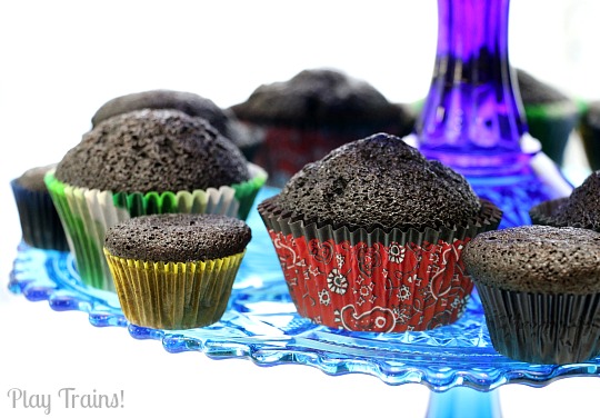 Coal-Black Chocolate Cupcakes for Christmas treats or train birthday parties from Play Trains!
