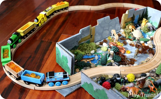 zoo train set