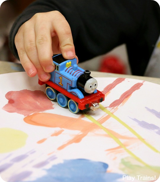 Painting with Trains on Ceramics: tips for beautiful kid-made gifts from Play Trains!