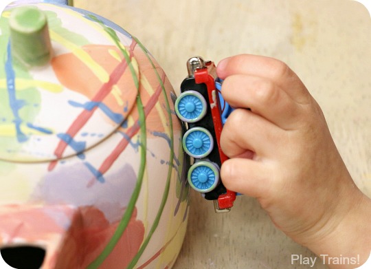 Painting with Trains on Ceramics: tips for beautiful kid-made gifts from Play Trains!