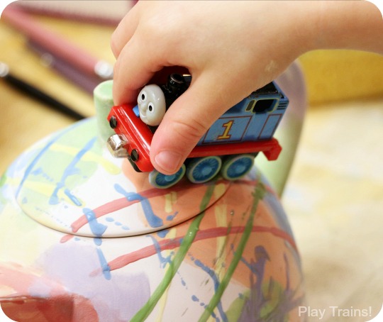 Painting with Trains on Ceramics: tips for beautiful kid-made gifts from Play Trains!